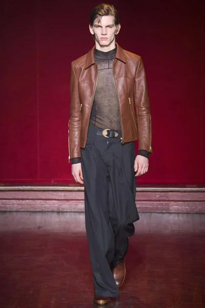 Look 21